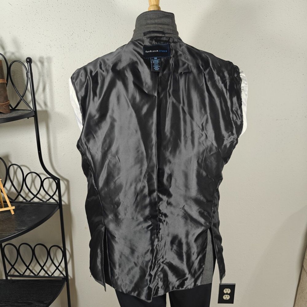 Van Heusen Studio Men's Sport Coat Blazer Two Button Gray Polyester Rayon 44L - Picture 11 of 13